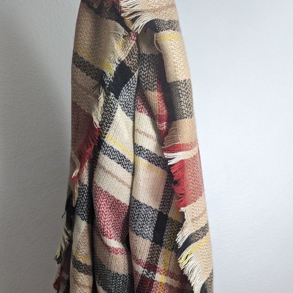 PLAID SCARF, red, navy blue, cream, Lulu's - Picture 1 of 4